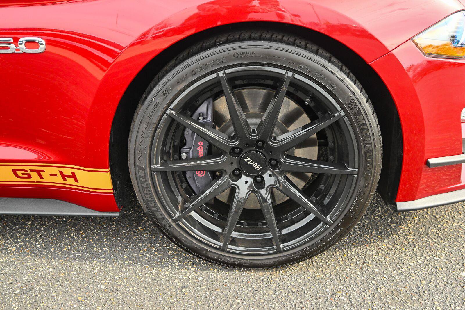 Used 2022 Ford Mustang GT Premium w/ GT Performance Package RWD image 15