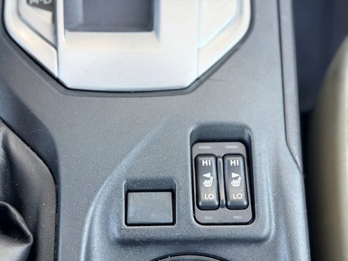 Used 2018 Subaru Impreza 2.0i Premium w/ Eyesight & BSD & Rcta image 25