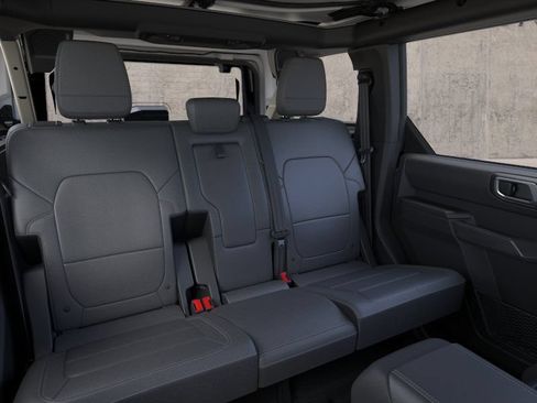 New 2026 Ford Bronco Outer Banks AWD/4WD image 11