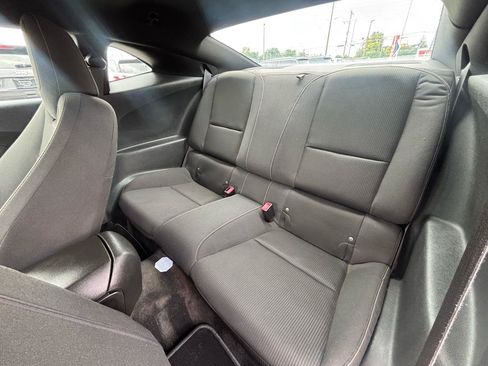 Used 2015 Chevrolet Camaro LT RWD image 13