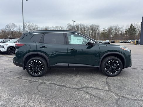 New 2026 Nissan Rogue SV image 4