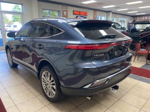Used 2021 Toyota Venza Limited w/ Advanced Technology Package AWD/4WD image 5