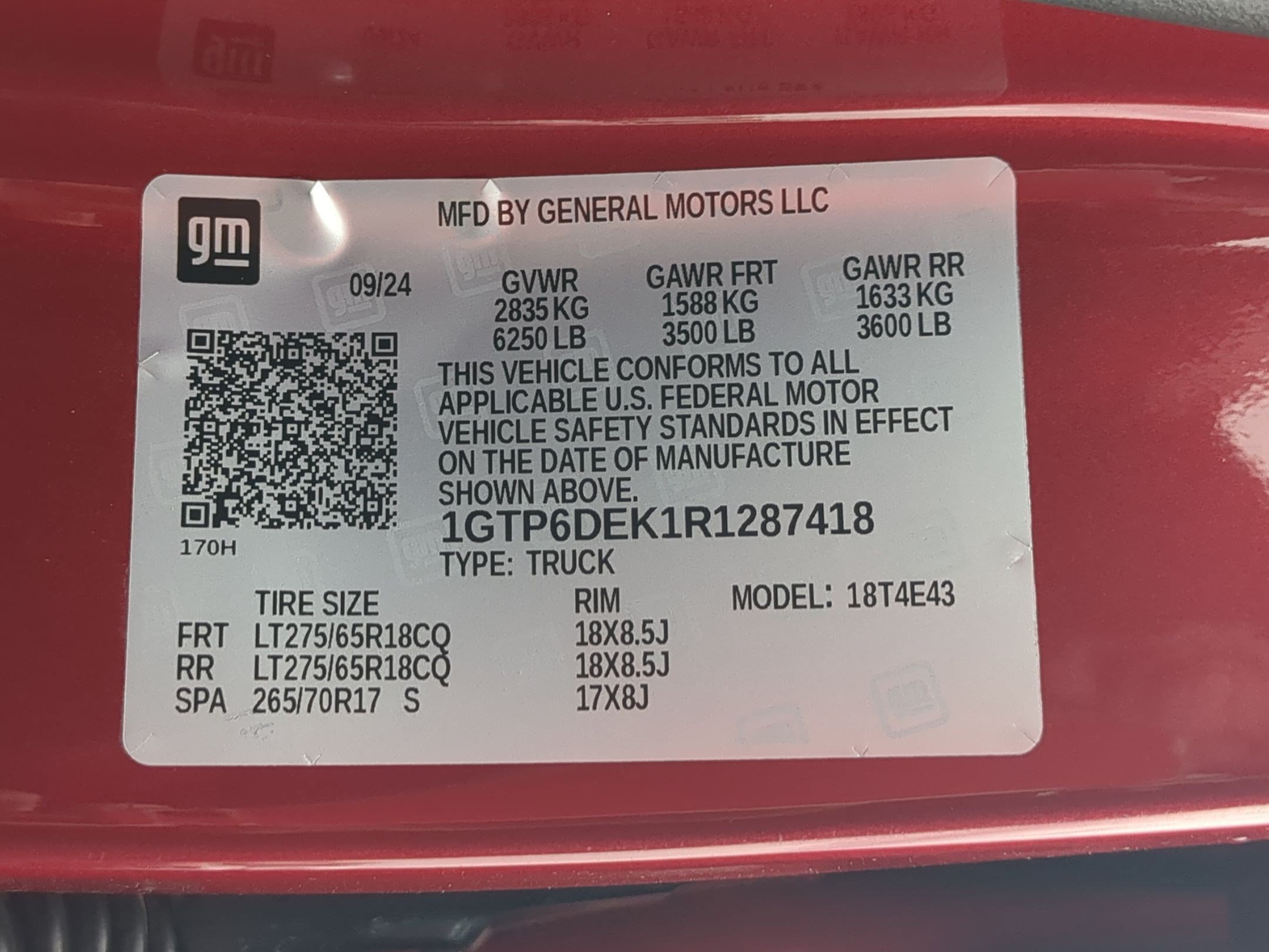 Used 2024 GMC Canyon AT4 w/ AT4 Premium Package AWD/4WD image 34