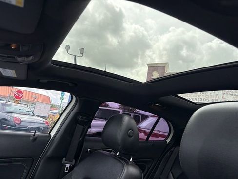 Used 2018 Mercedes-Benz GLA 250 4MATIC w/ Premium Package image 26