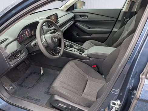 Certified 2025 Honda Accord SE image 12