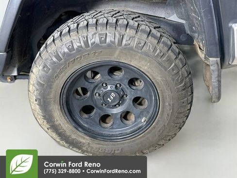 Used 2010 Toyota FJ Cruiser 4WD image 27