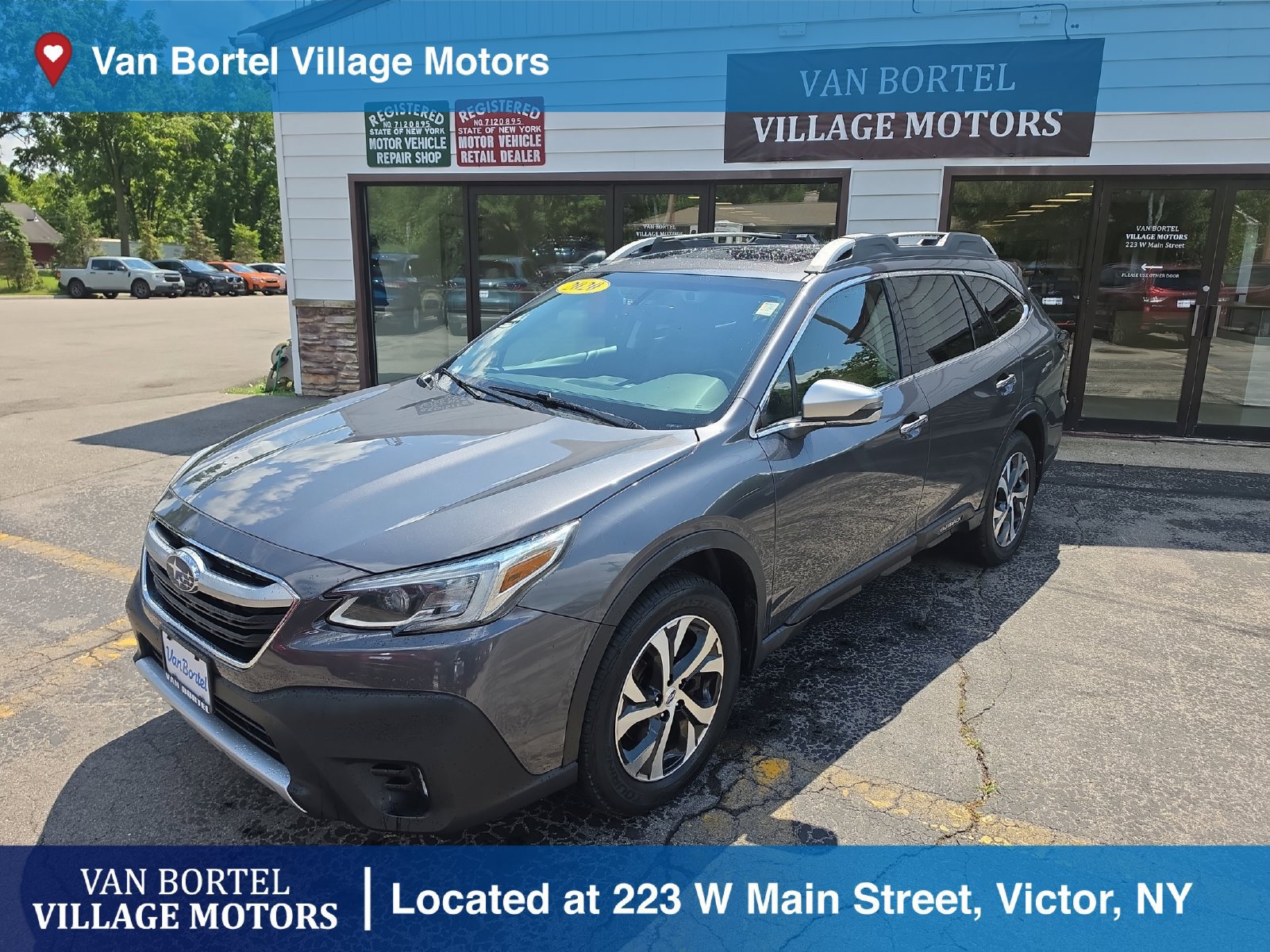 Used 2020 Subaru Outback Touring AWD/4WD image 1