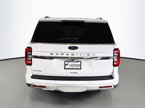 Used 2023 Ford Expedition Limited image 8