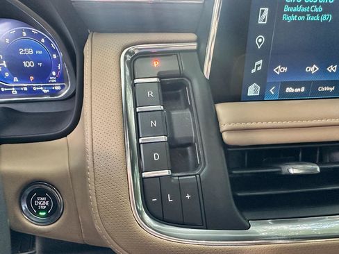 Used 2023 Chevrolet Tahoe Premier RWD image 49