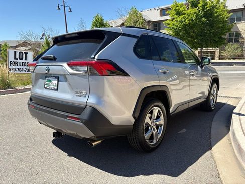 Used 2019 Toyota RAV4 Limited w/ Limited Grade Weather Package AWD/4WD image 9