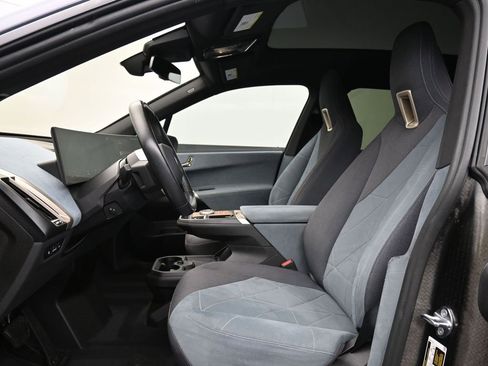 Used 2023 BMW iX xDrive50 w/ Ultimate Package 2 image 10