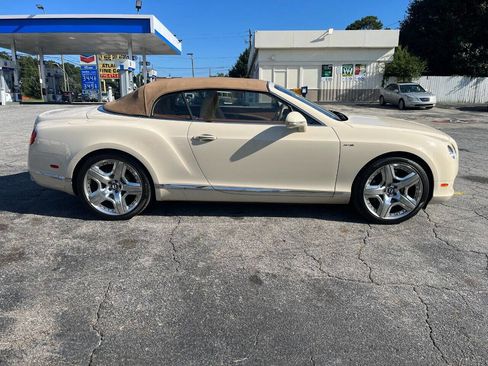 Used 2015 Bentley Continental GT image 6