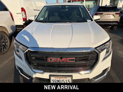 Used 2024 GMC Terrain SLE w/ LPO, Cargo Package