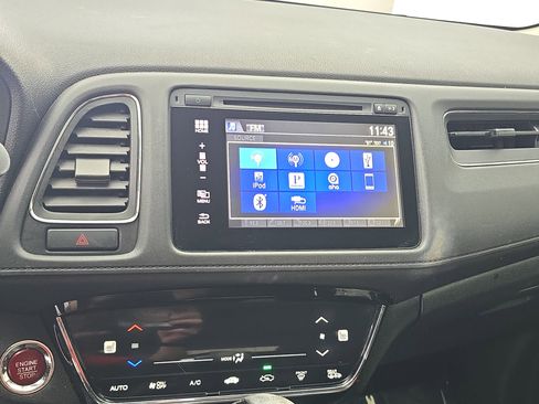 Used 2017 Honda HR-V EX image 19