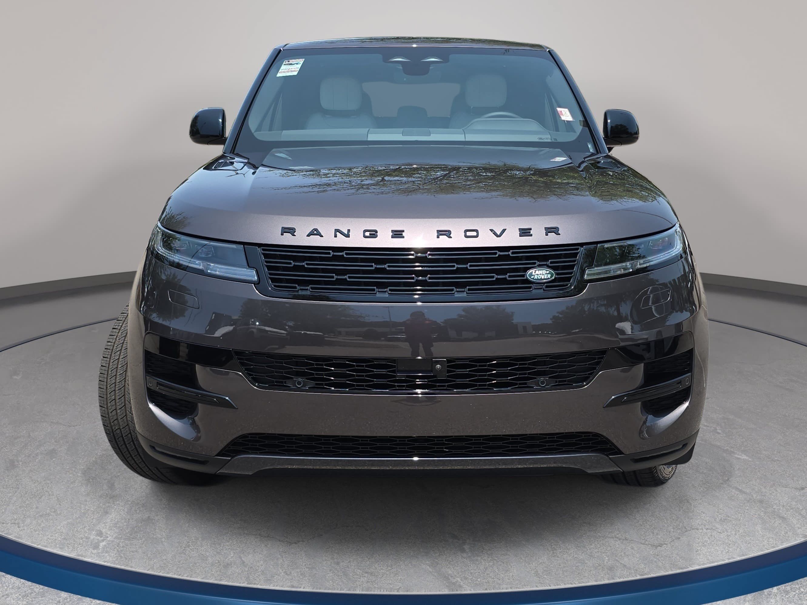 New 2026 Land Rover Range Rover Sport SE AWD/4WD image 2