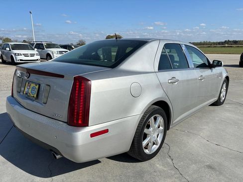 Used 2007 Cadillac STS RWD image 4