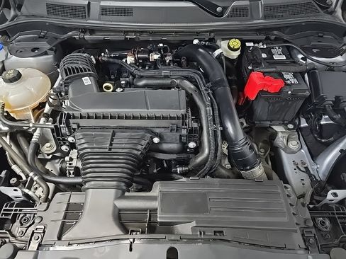 Used 2023 Lincoln Corsair AWD image 16