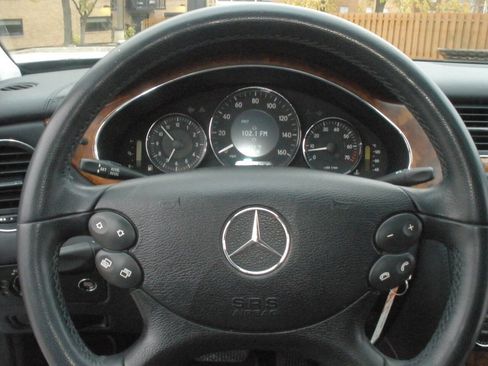 Used 2006 Mercedes-Benz CLS 500 image 36