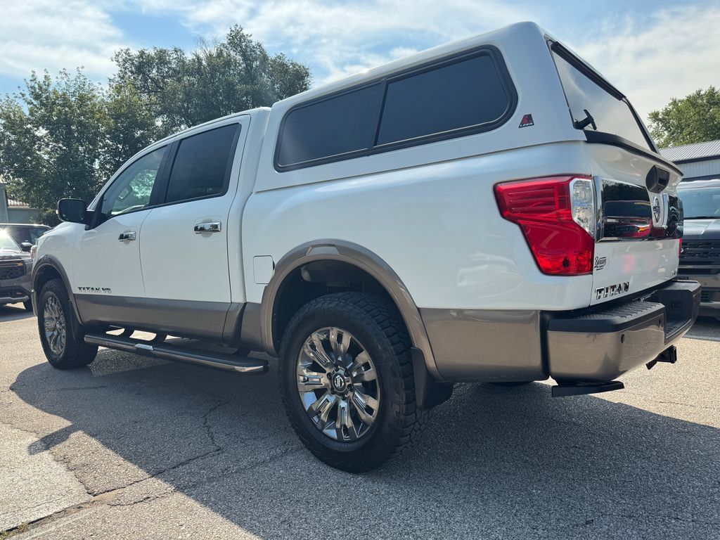 Used 2018 Nissan Titan Platinum Reserve AWD/4WD image 7