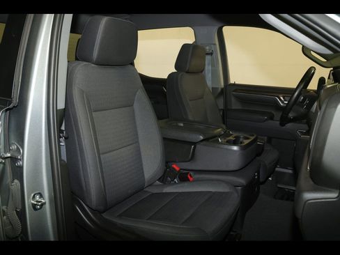 Used 2023 Chevrolet Silverado 1500 LT image 32