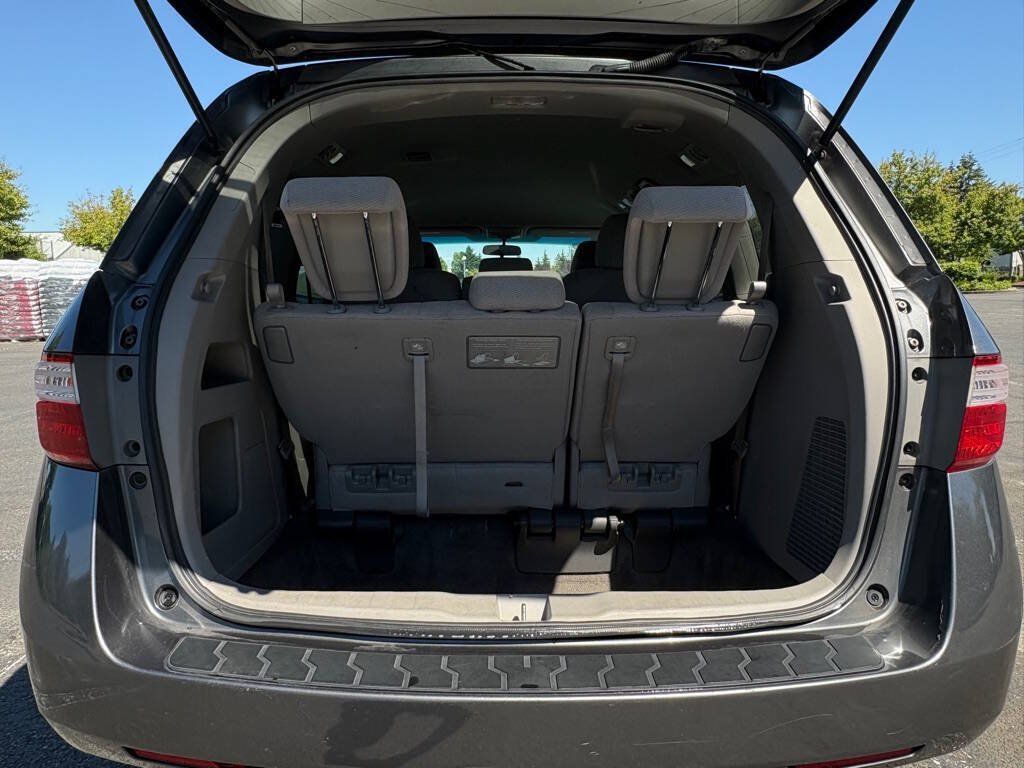 Used 2012 Honda Odyssey EX image 16
