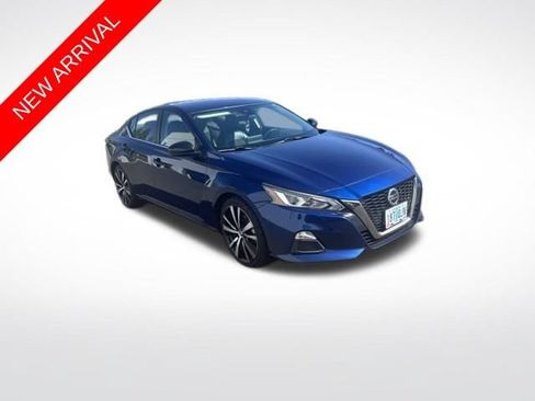 Used 2022 Nissan Altima 2.5 SR FWD image 1