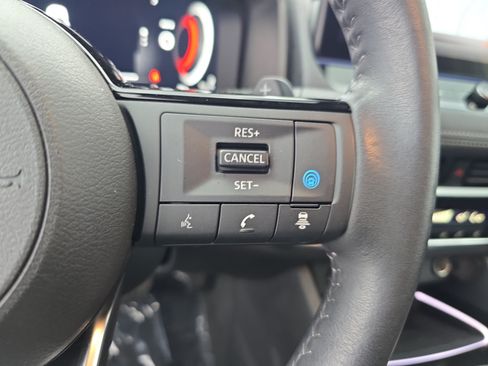 Certified 2024 Nissan Rogue SL FWD image 18