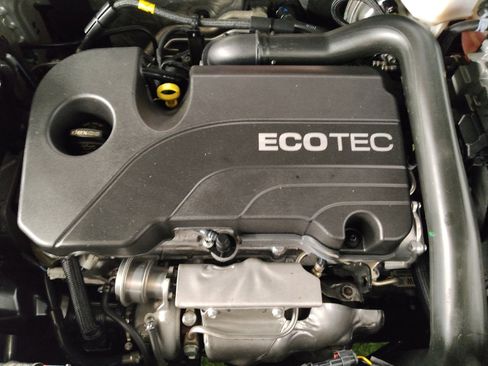 Used 2022 Chevrolet Equinox LT w/ Driver Convenience Package image 30