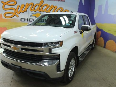 Used 2019 Chevrolet Silverado 1500 LT w/ True North Edition AWD/4WD image 4