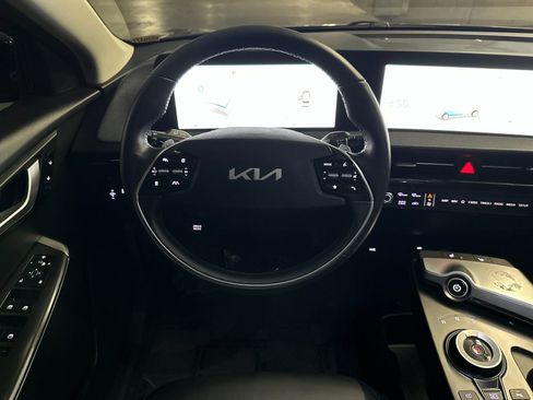 Certified 2024 Kia EV6 Light image 18