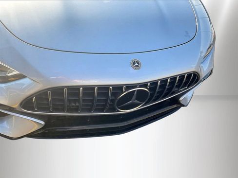 Used 2022 Mercedes-Benz SL 63 AMG 4MATIC w/ AMG Aerodynamic Package image 30