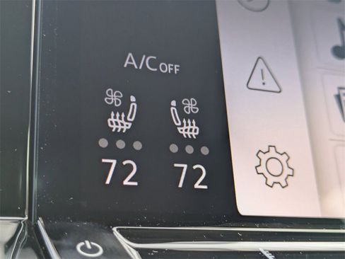 New 2026 Volkswagen Atlas SEL Premium R-Line image 24