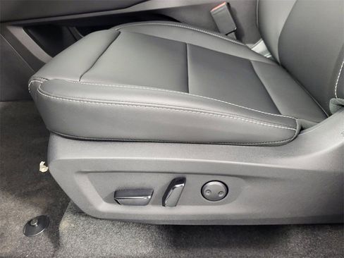 New 2025 Nissan Murano SV image 15