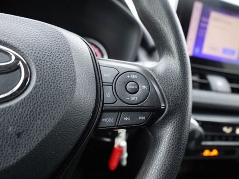 Used 2023 Toyota RAV4 LE image 24