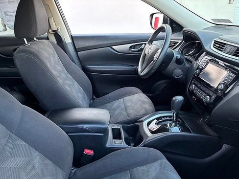 Used 2016 Nissan Rogue SV w/ SV Premium Package AWD/4WD image 22