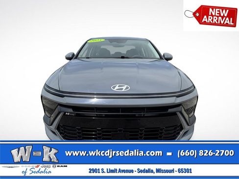 Used 2025 Hyundai Sonata SEL FWD image 9