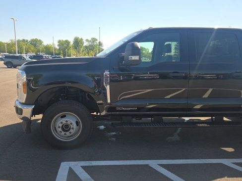 Used 2026 Ford F350 XLT AWD/4WD image 14