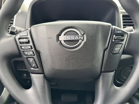 Certified 2023 Nissan Frontier SV image 23