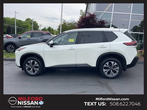 Certified 2023 Nissan Rogue SV AWD/4WD image 2
