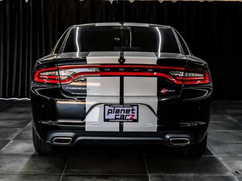 Used 2022 Dodge Charger SXT RWD image 11