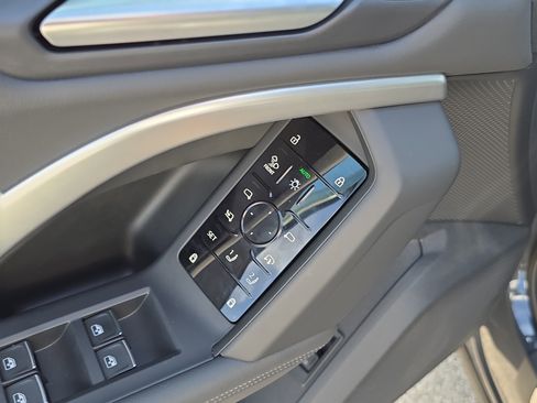 New 2025 Audi Q5 Prestige image 19