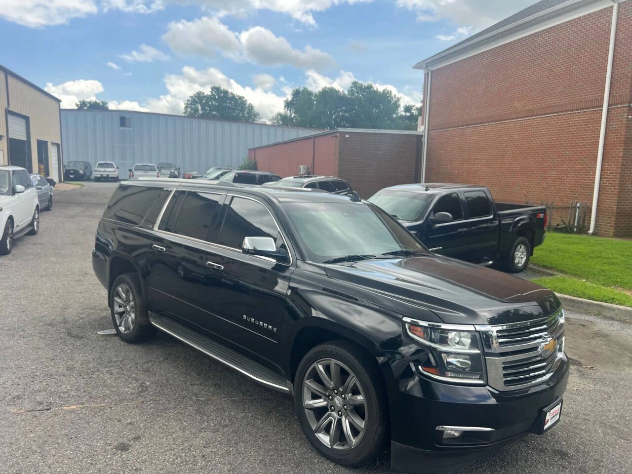 Used 2016 Chevrolet Suburban LTZ AWD/4WD image 3