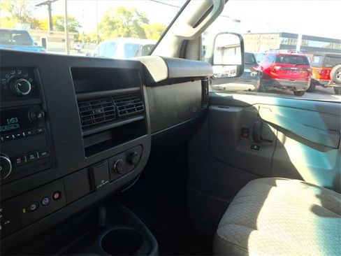 Used 2020 GMC Savana 2500 w/ Driver Convenience Package image 13