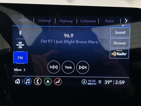 Used 2023 Chevrolet Corvette Stingray Premium Conv w/ Z51 Performance Package image 35