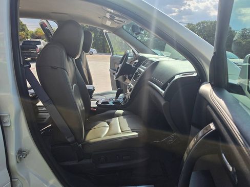 Used 2015 GMC Acadia SLT FWD image 31