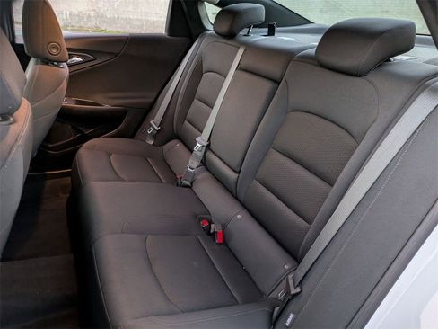 Used 2024 Chevrolet Malibu LT image 24