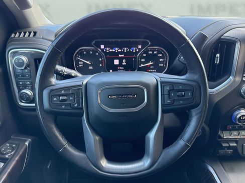 Used 2021 GMC Sierra 1500 Denali AWD/4WD image 16