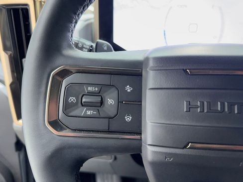 Used 2025 GMC Hummer EV 2X image 28