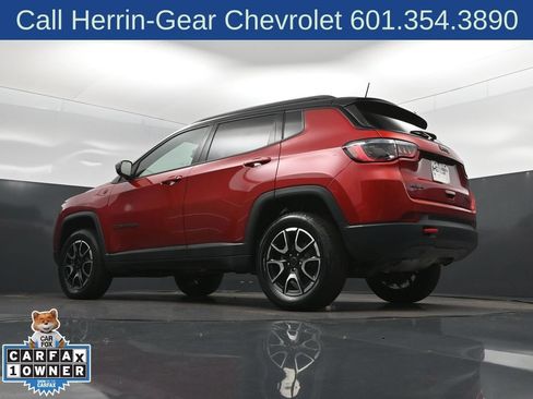 Used 2025 Jeep Compass Trailhawk AWD/4WD image 41