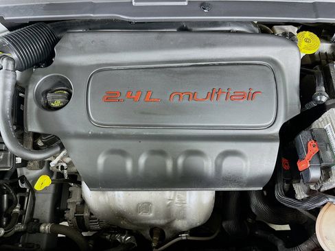 Used 2022 Jeep Compass Latitude w/ Convenience Group AWD/4WD image 32